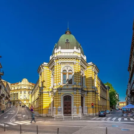 Apartment In Rijeka